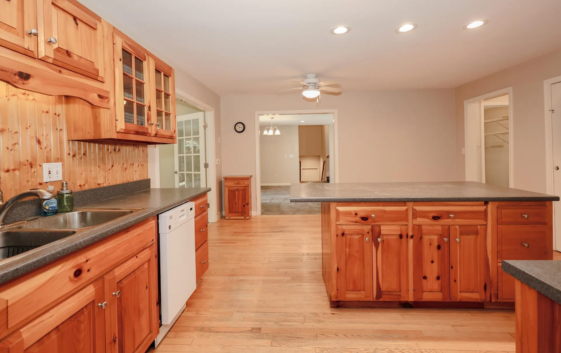 55 Holbrook Hill Road Bedford NH 03110