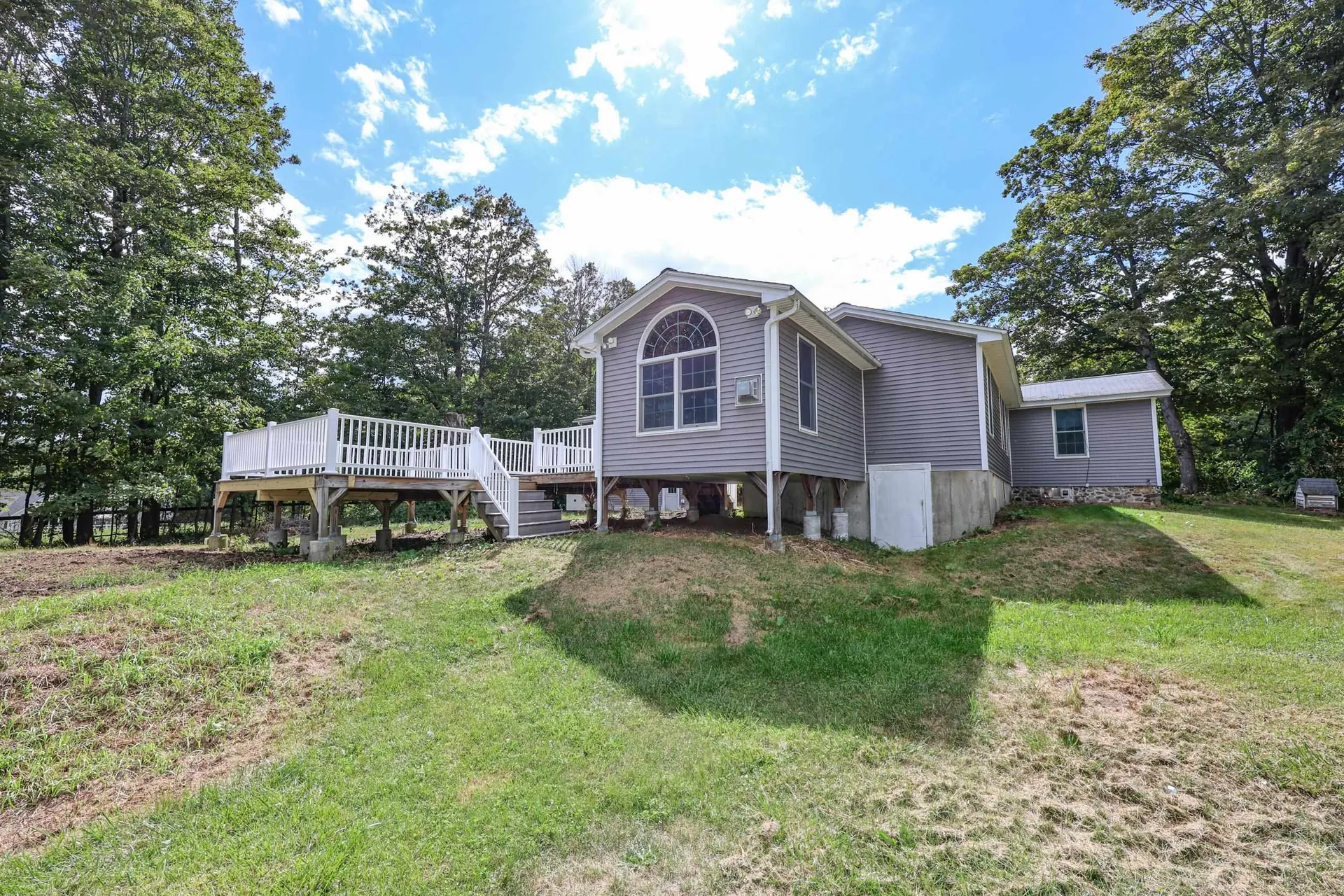 55 Holbrook Hill Road Bedford NH 03110