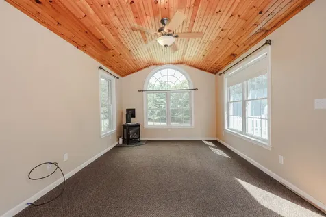55 Holbrook Hill Road Bedford NH 03110