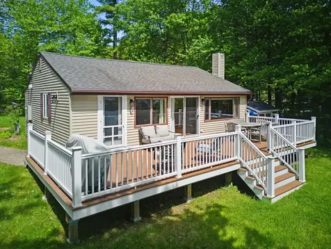 54 Shore Drive Northwood NH 03261
