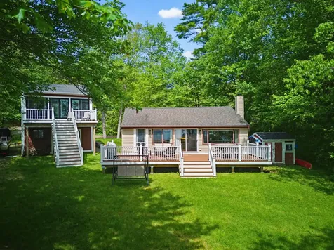 54 Shore Drive Northwood NH 03261