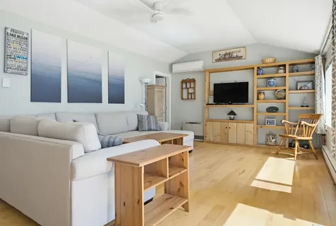 54 Shore Drive Northwood NH 03261