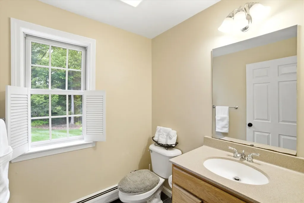 49 Reynolds Drive Peterborough NH 03458