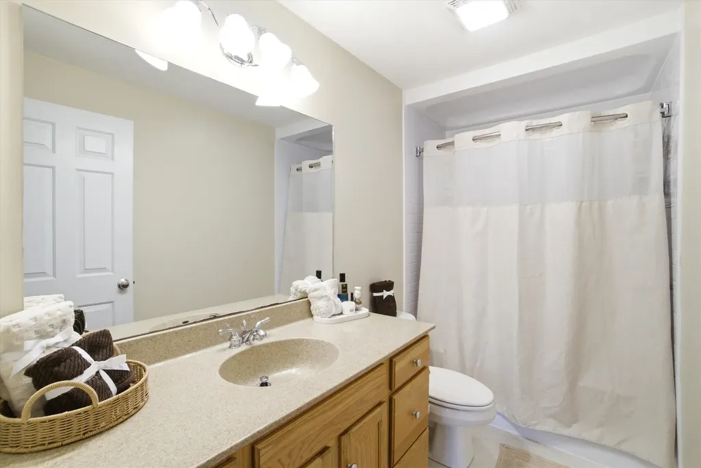 49 Reynolds Drive Peterborough NH 03458