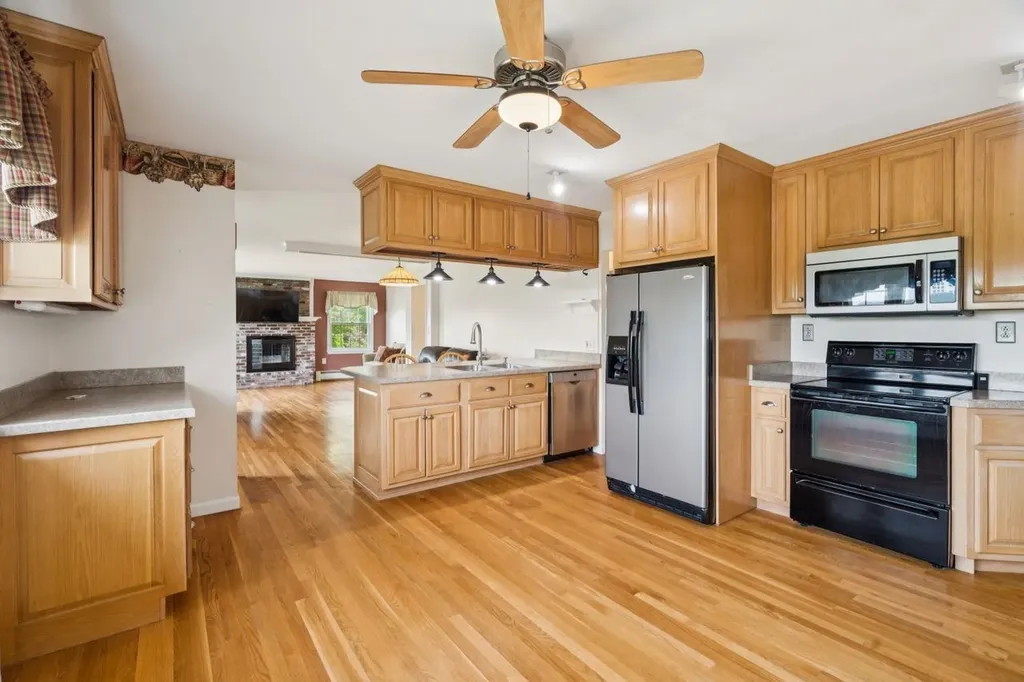21 Chase Circle Center Harbor NH 03226