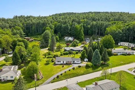 21 Chase Circle Center Harbor NH 03226