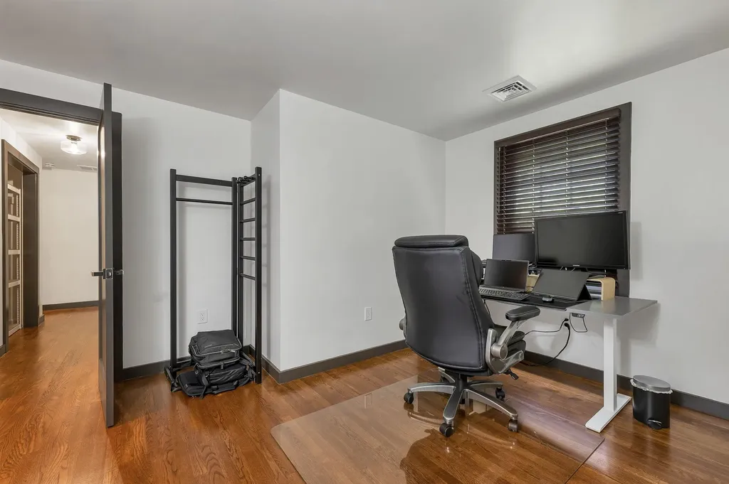 20 Fox Den Road Hollis NH 03049
