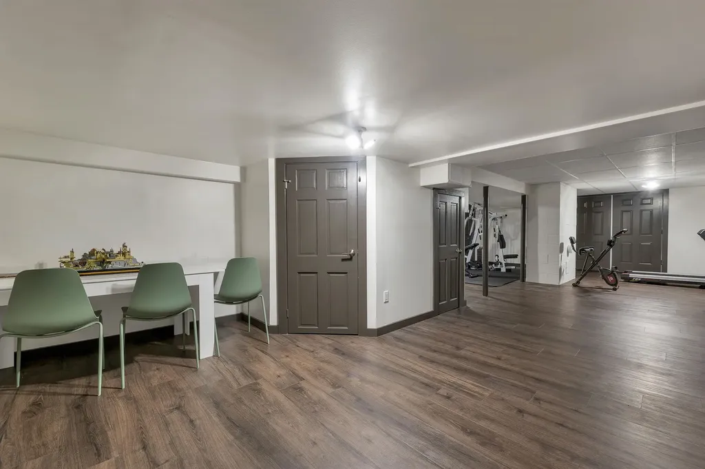 20 Fox Den Road Hollis NH 03049