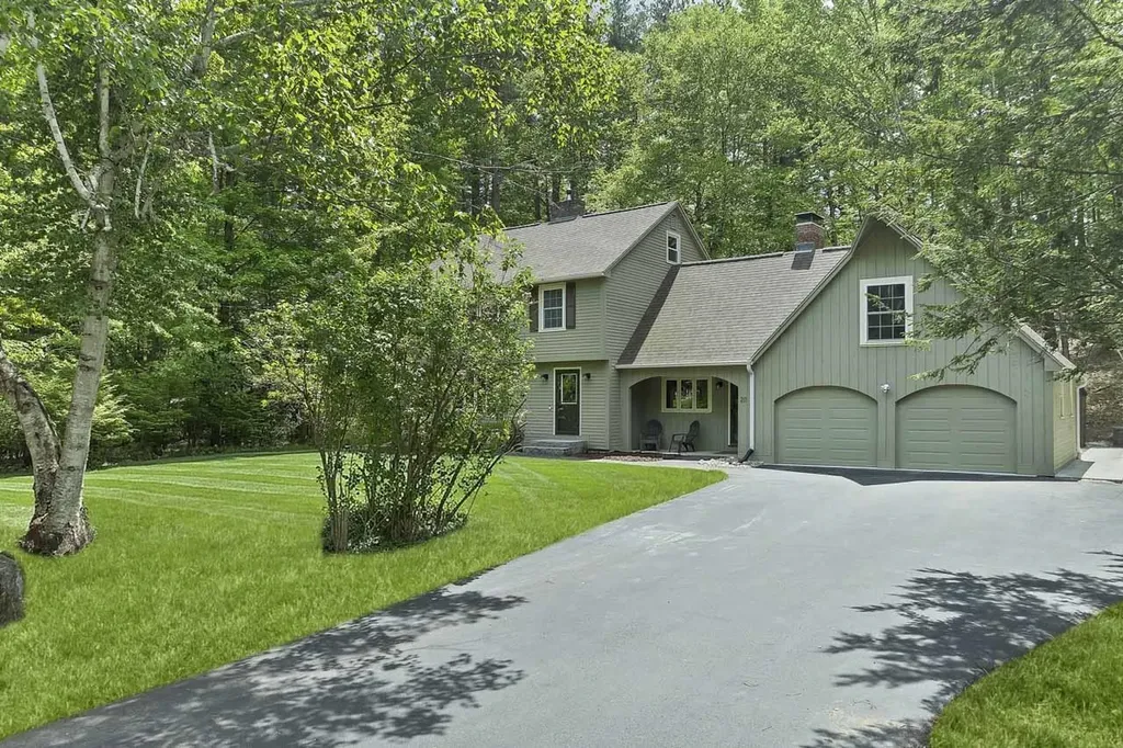 20 Fox Den Road Hollis NH 03049