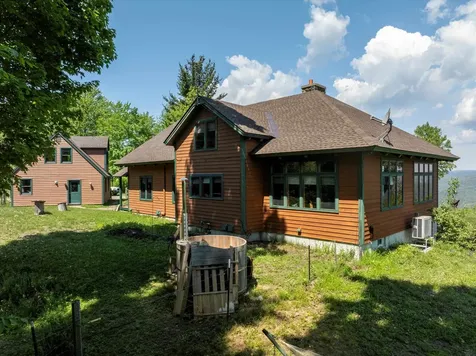 161 Depot Road Newfane VT 05362