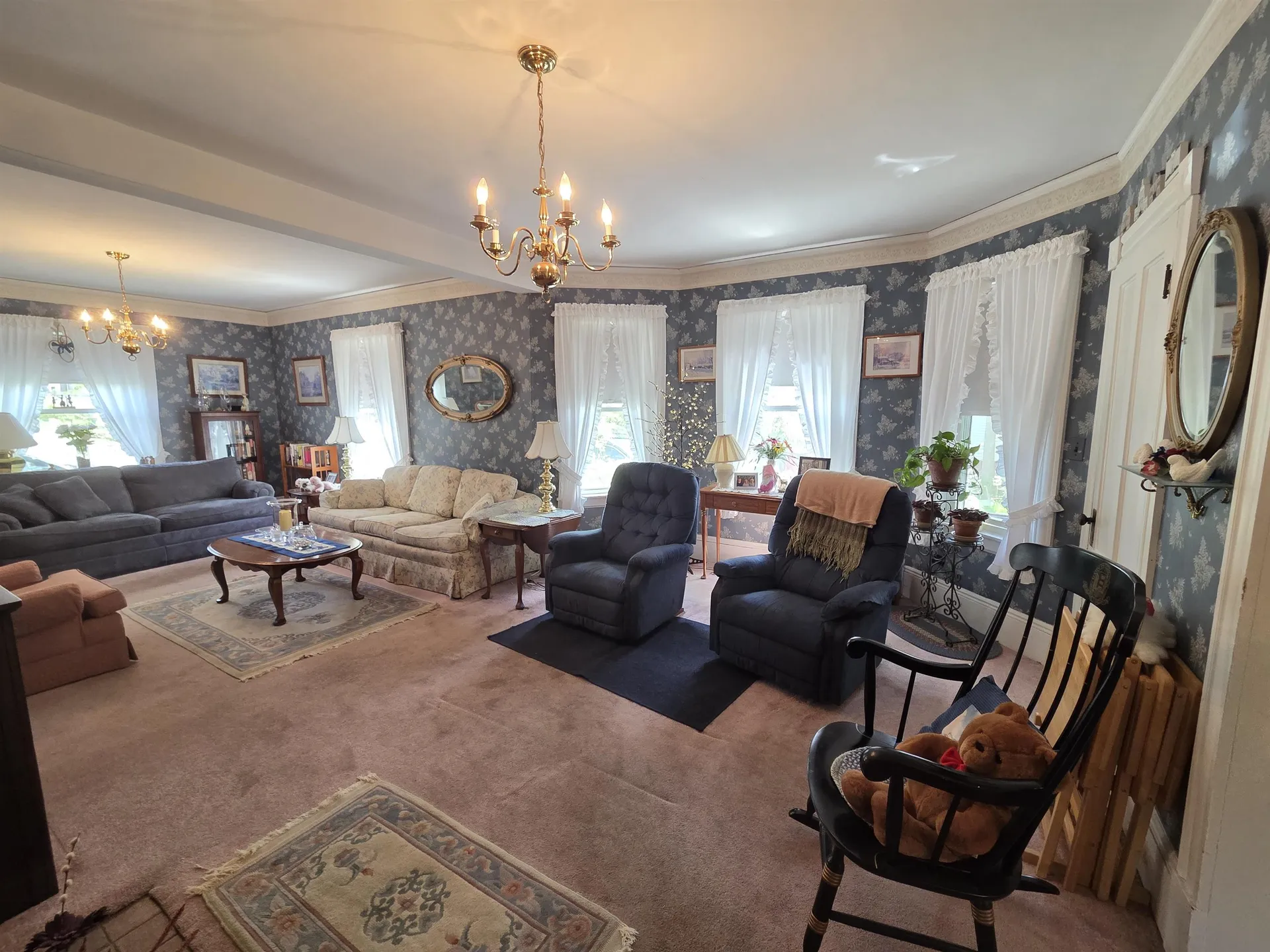 27 Crafts Avenue Lebanon NH 03784