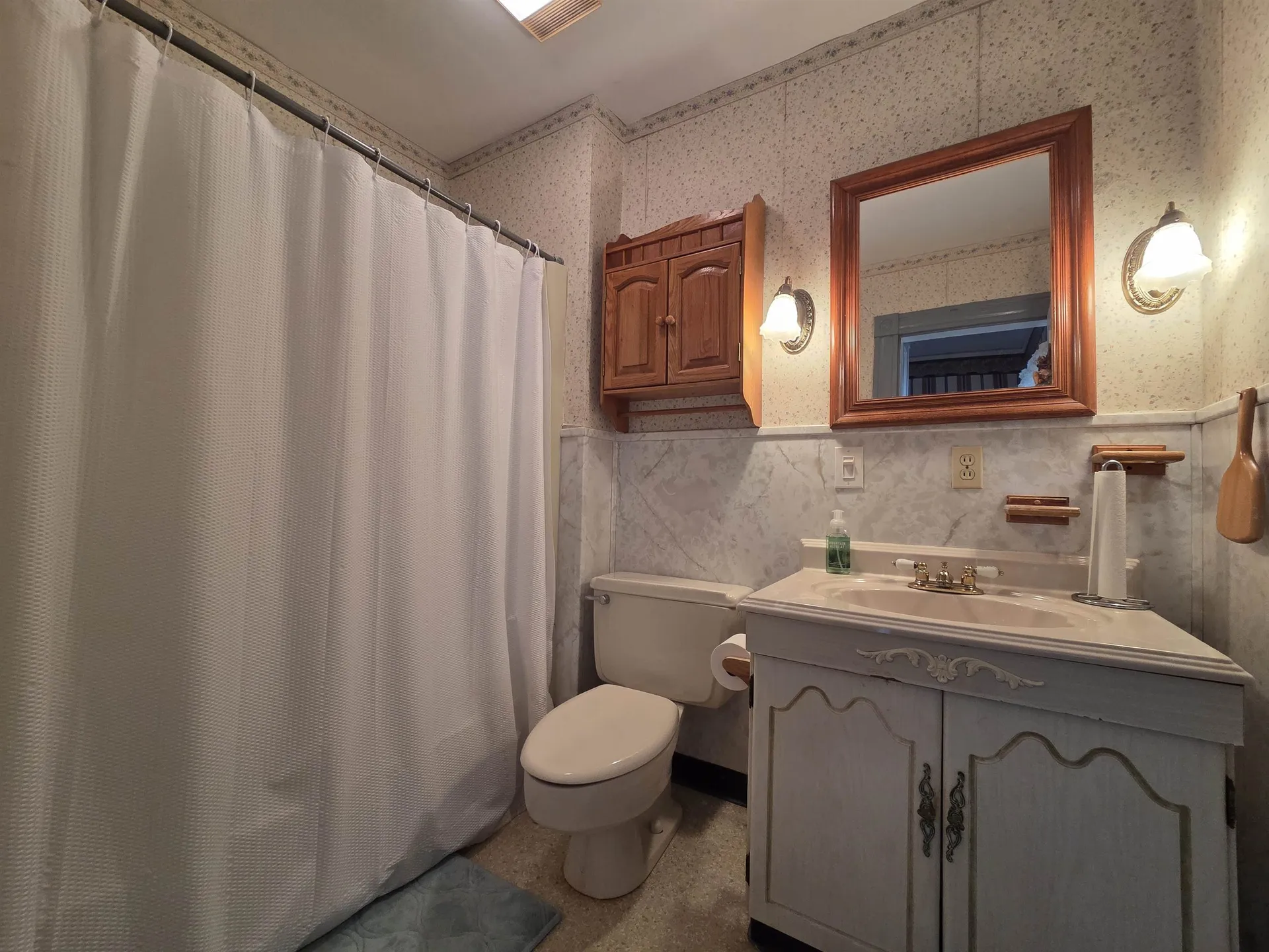 27 Crafts Avenue Lebanon NH 03784