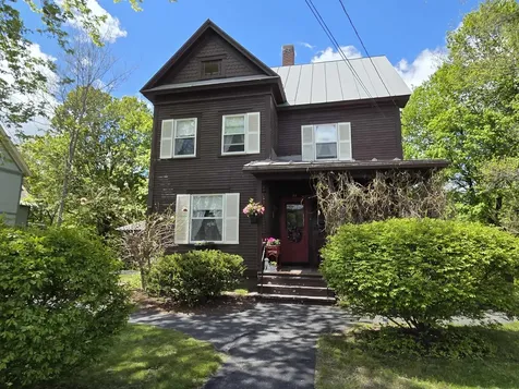 27 Crafts Avenue Lebanon NH 03784