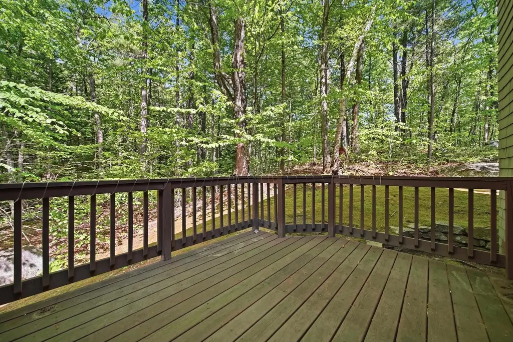 1465 Hooksett Road Hooksett NH 03106