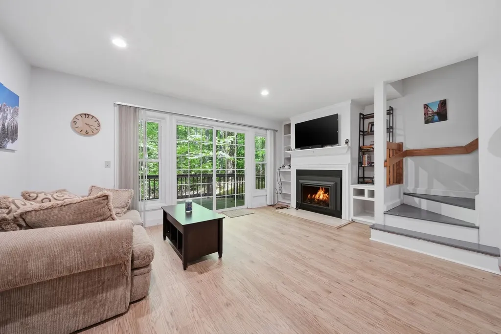 1465 Hooksett Road Hooksett NH 03106