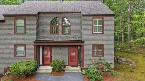 1465 Hooksett Road Hooksett NH 03106