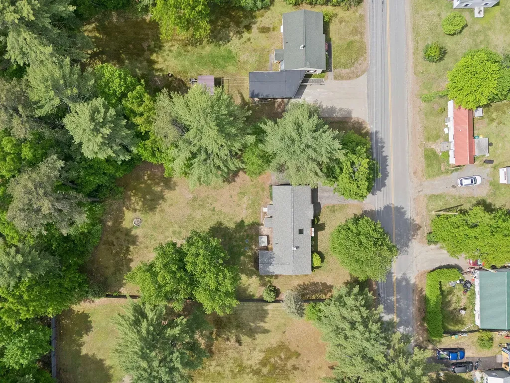 27 Flat Rock Bridge Road Rochester NH 03868