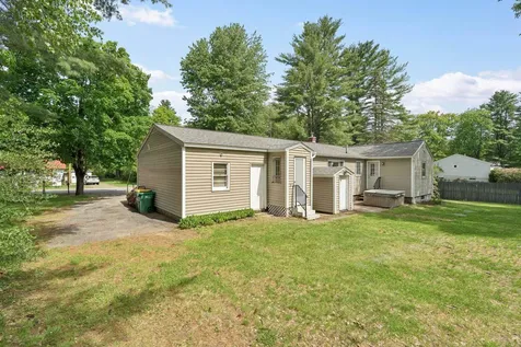 27 Flat Rock Bridge Road Rochester NH 03868