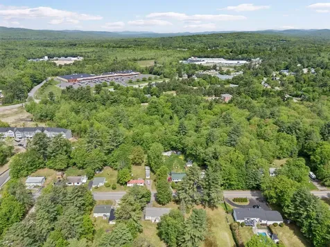 27 Flat Rock Bridge Road Rochester NH 03868