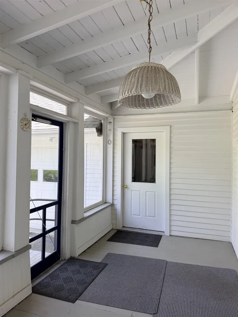 12 Mountain Street Bristol VT 05443