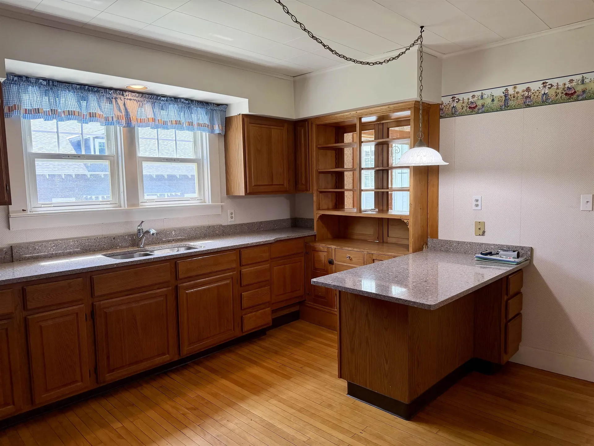 12 Mountain Street Bristol VT 05443