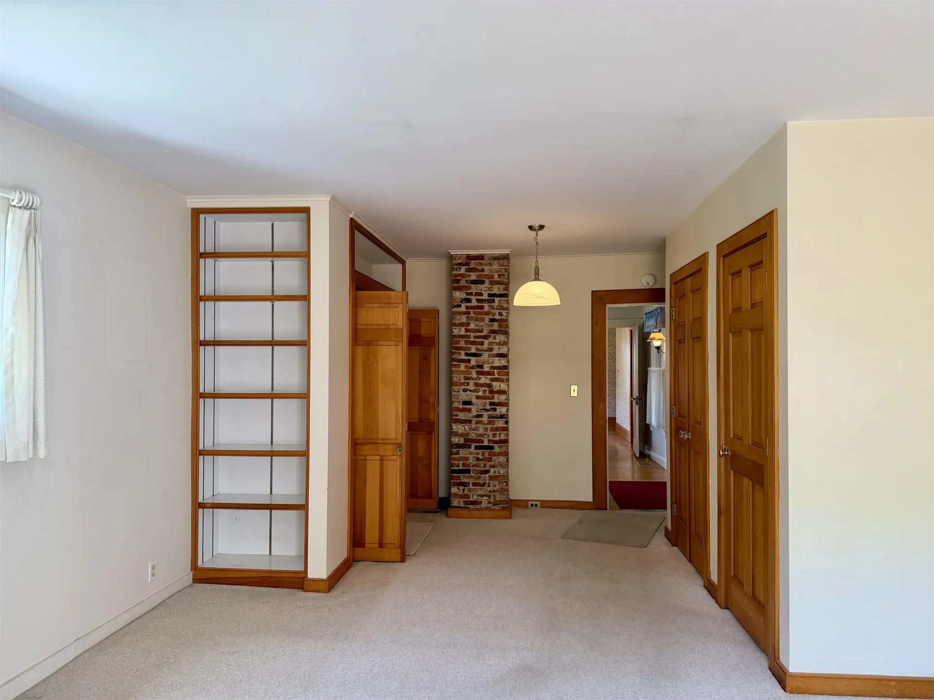 12 Mountain Street Bristol VT 05443