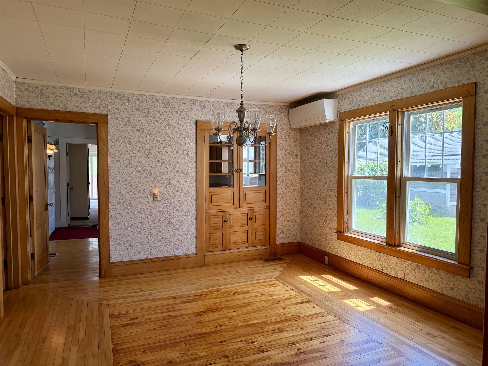 12 Mountain Street Bristol VT 05443