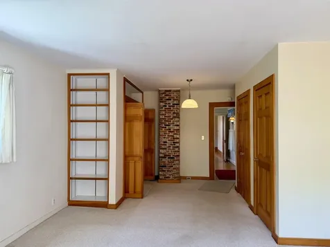 12 Mountain Street Bristol VT 05443
