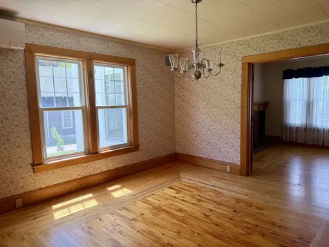 12 Mountain Street Bristol VT 05443