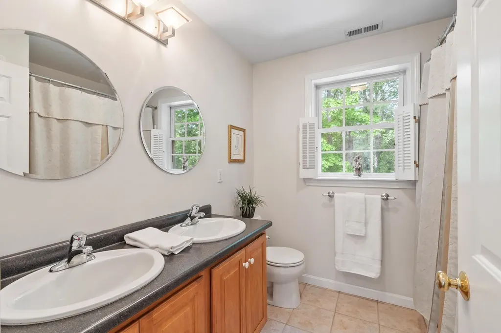 88 Horizon Drive Goffstown NH 03045