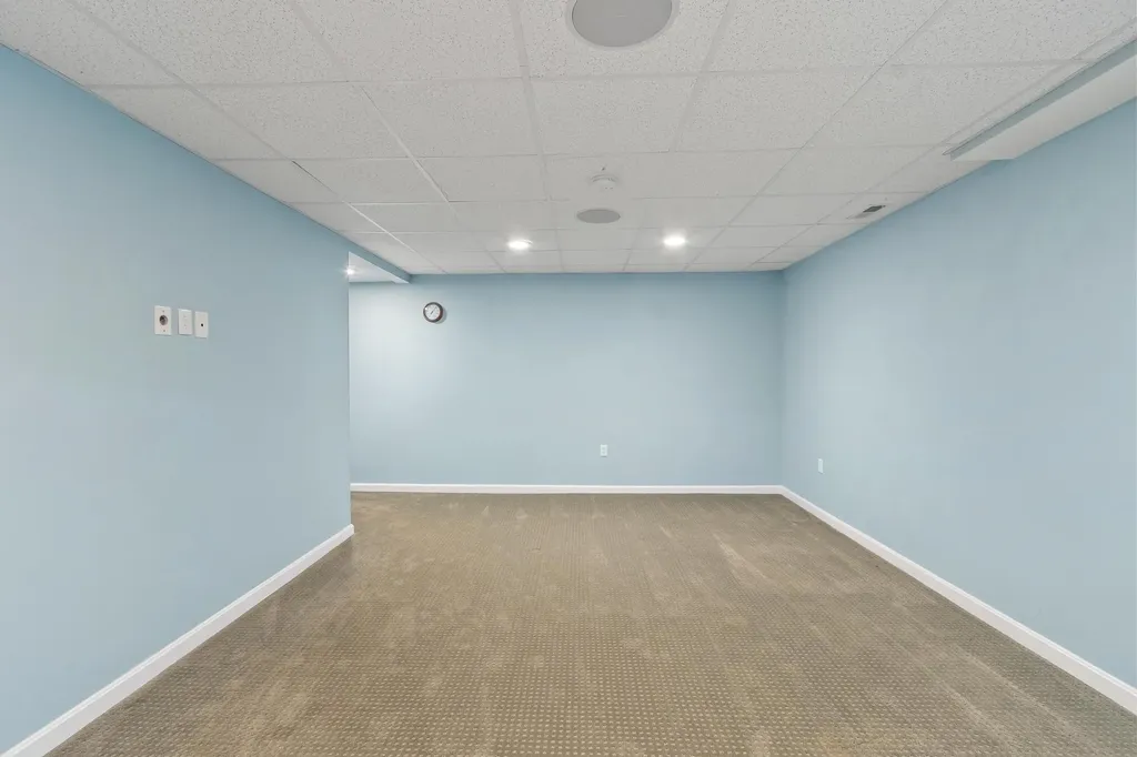 88 Horizon Drive Goffstown NH 03045
