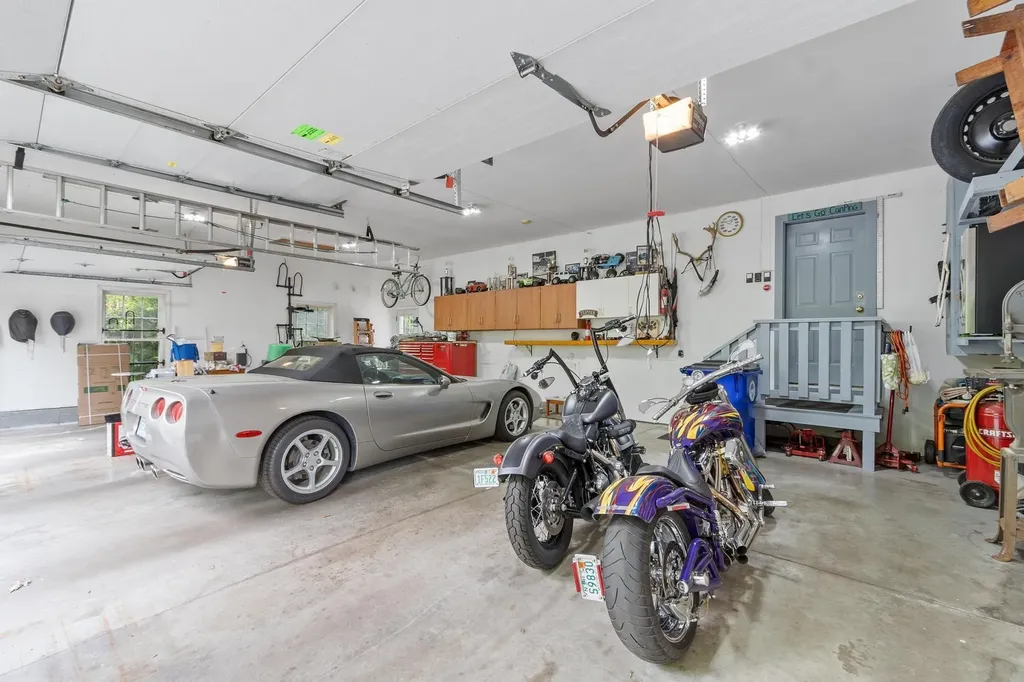 88 Horizon Drive Goffstown NH 03045