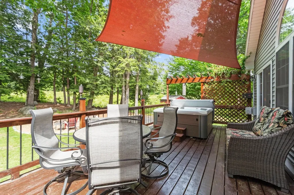 88 Horizon Drive Goffstown NH 03045