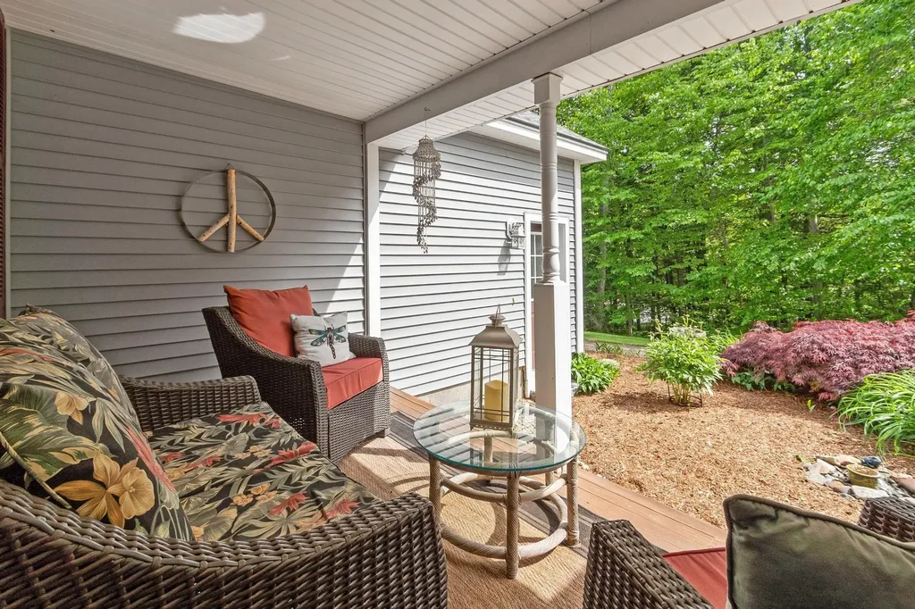 88 Horizon Drive Goffstown NH 03045