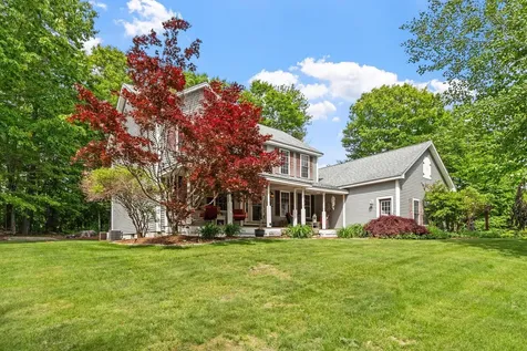 88 Horizon Drive Goffstown NH 03045