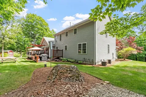 88 Horizon Drive Goffstown NH 03045