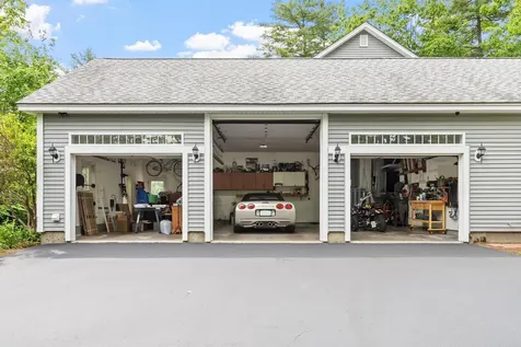88 Horizon Drive Goffstown NH 03045