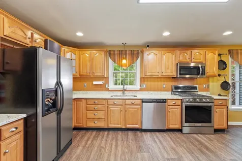 88 Horizon Drive Goffstown NH 03045