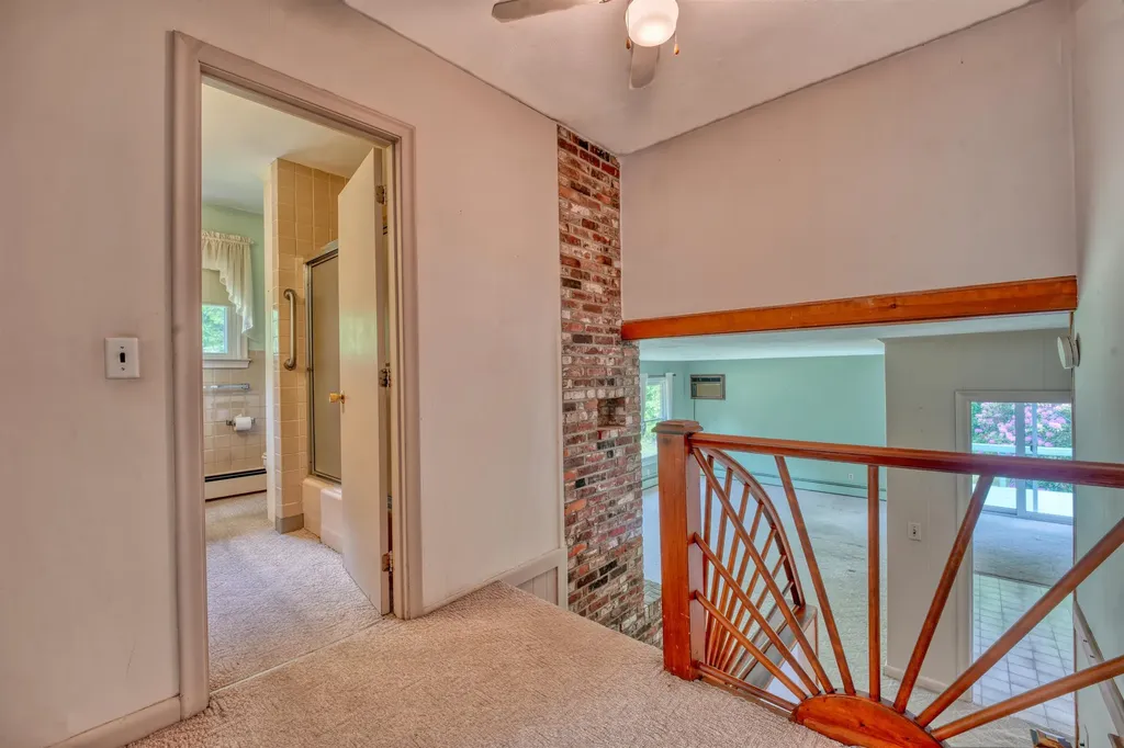 23 Joanne Terrace Laconia NH 03246