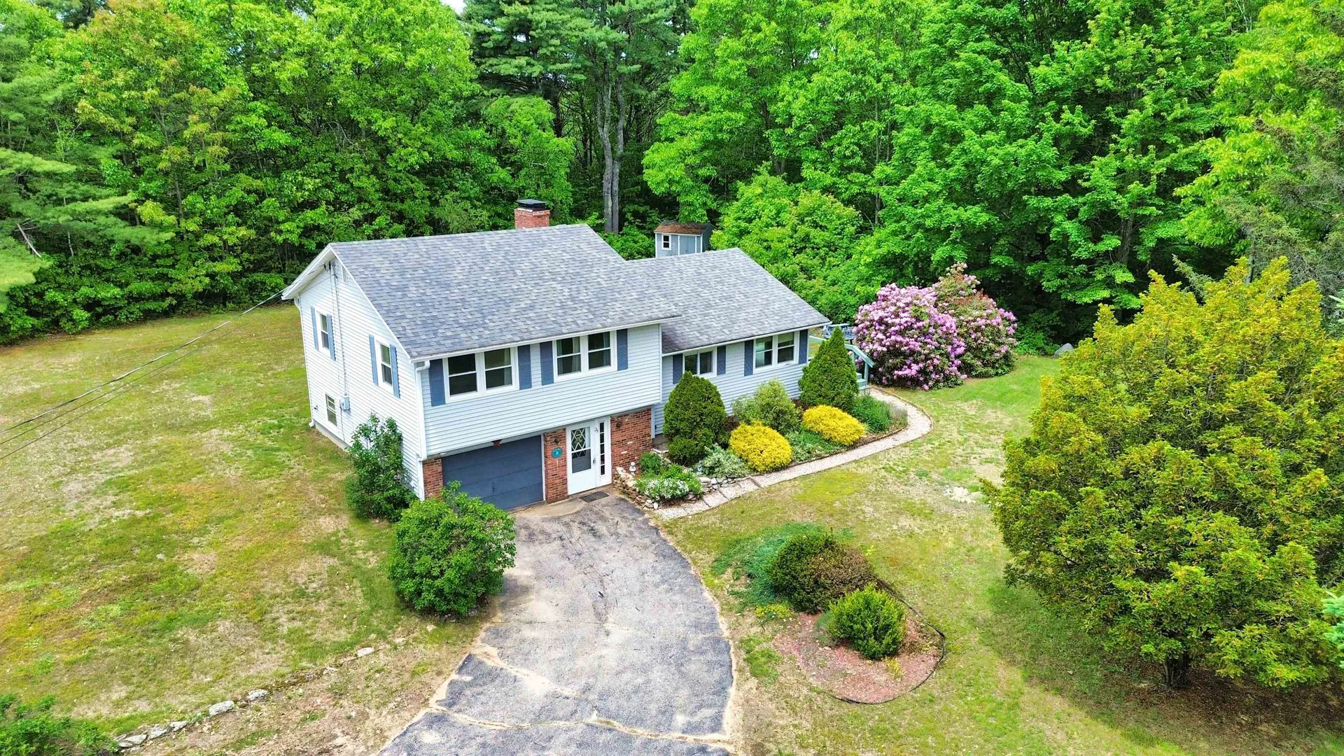 23 Joanne Terrace Laconia NH 03246