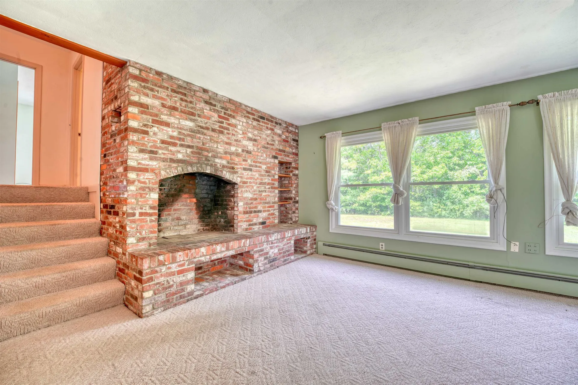 23 Joanne Terrace Laconia NH 03246
