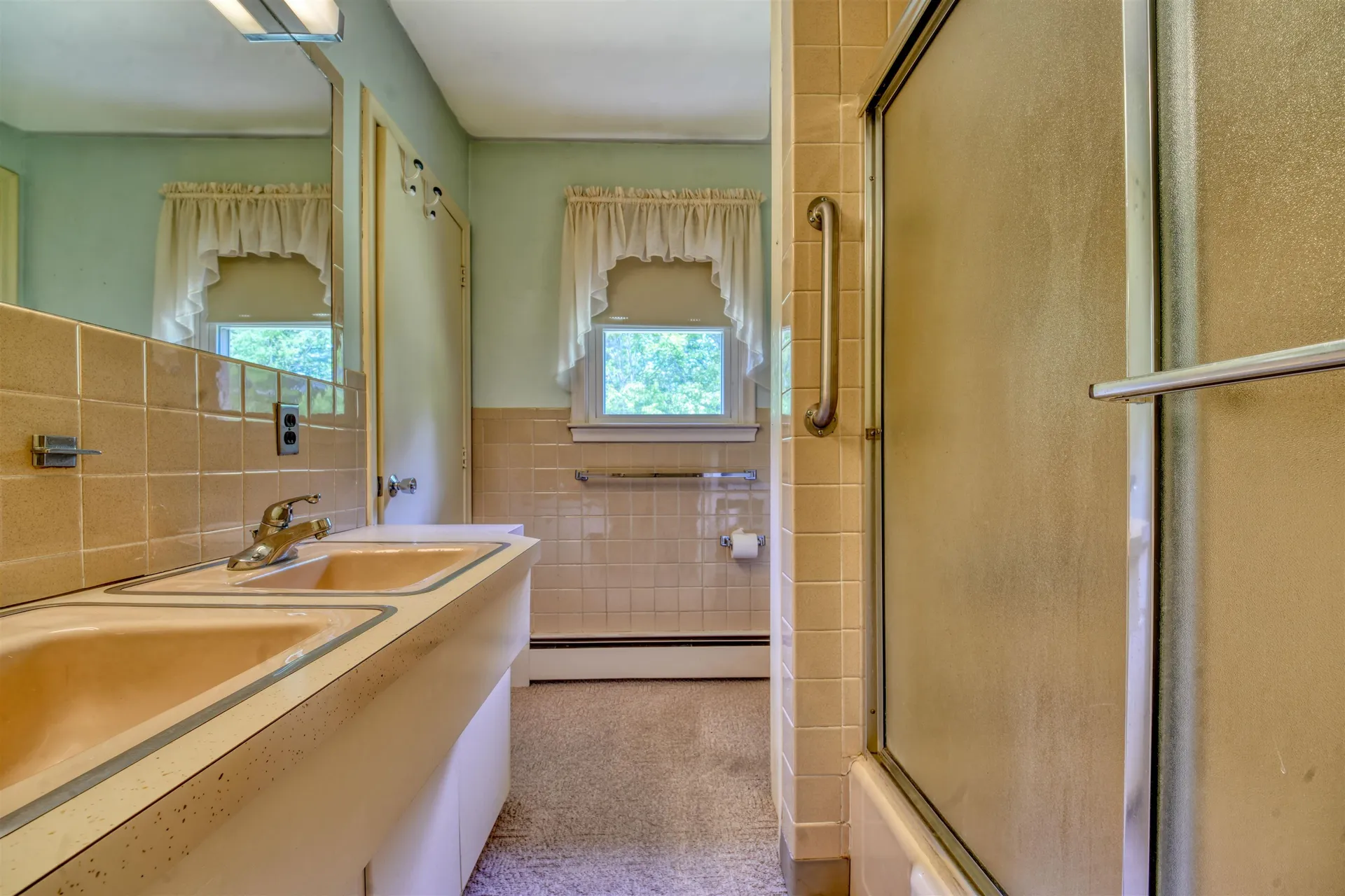 23 Joanne Terrace Laconia NH 03246