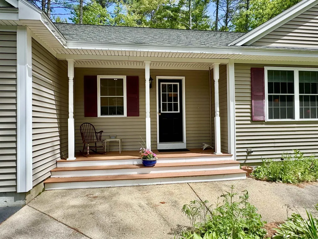 24 West Side Woods Road Bartlett NH 03812