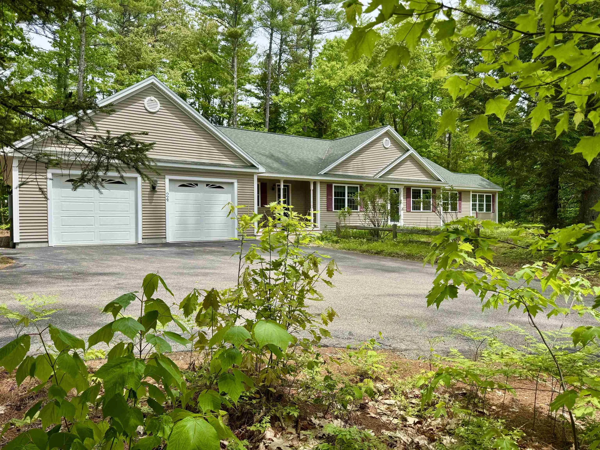 24 West Side Woods Road Bartlett NH 03812