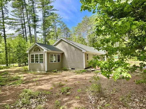 24 West Side Woods Road Bartlett NH 03812