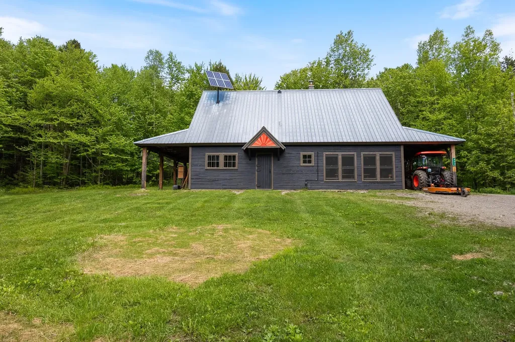 462 Solar Way Drive Hyde Park VT 05655