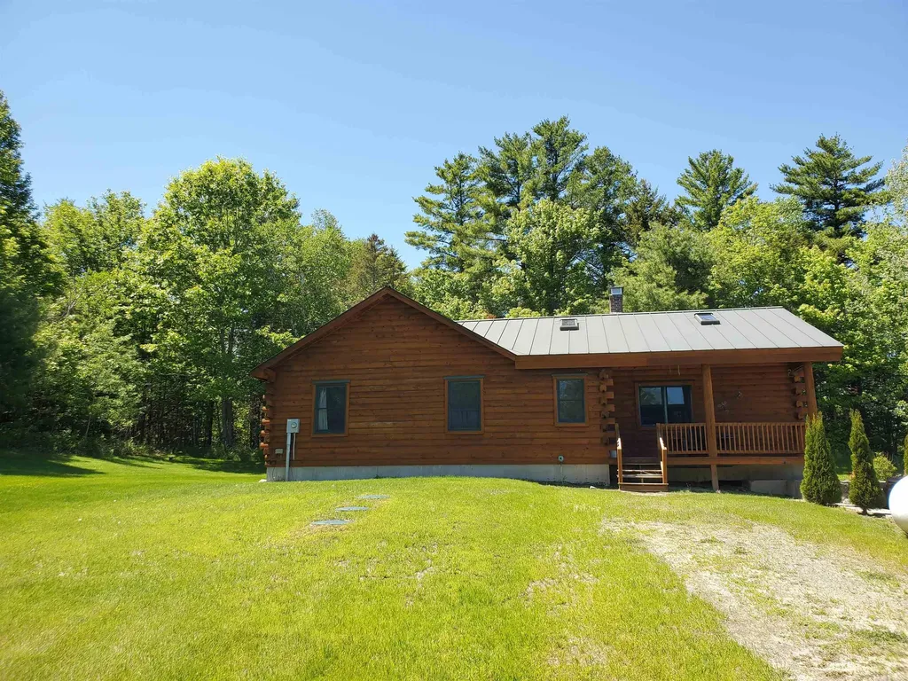 18 Mirror Lake Heights Canaan NH 03741