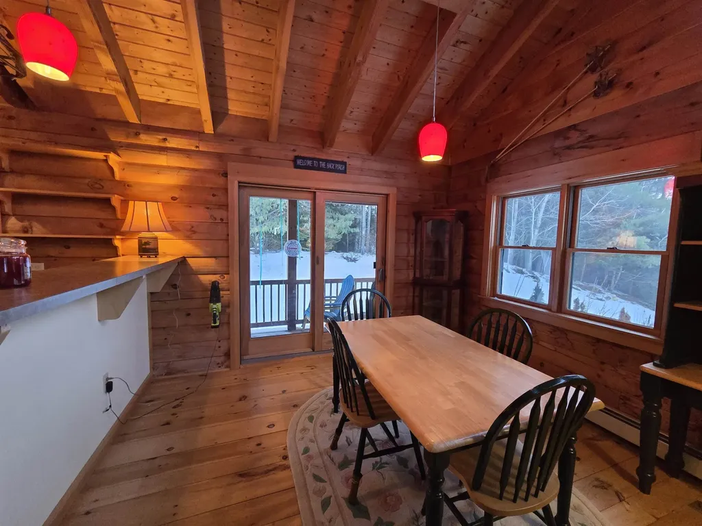 18 Mirror Lake Heights Canaan NH 03741