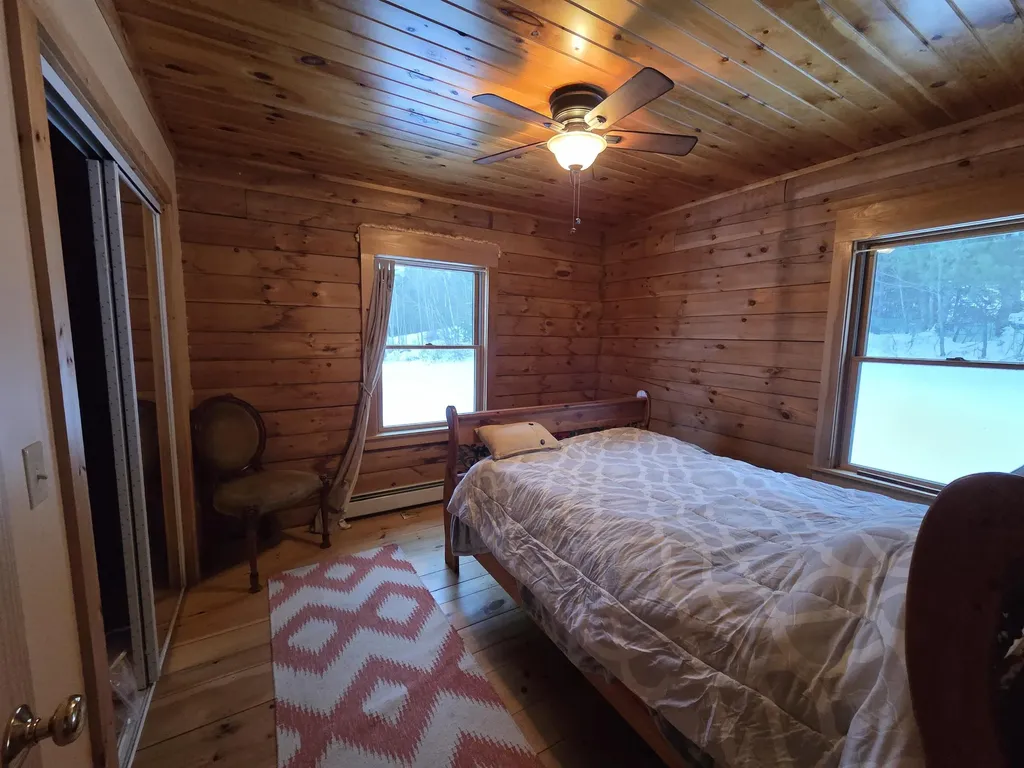 18 Mirror Lake Heights Canaan NH 03741