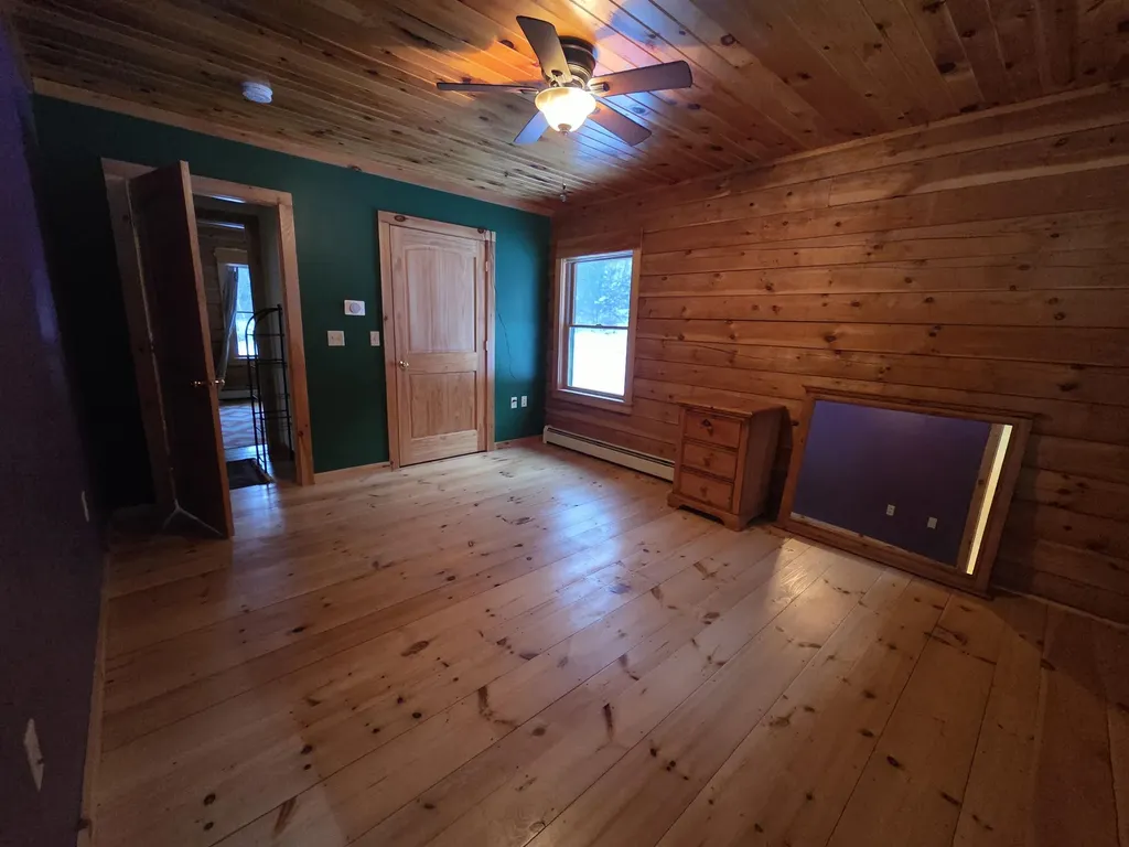 18 Mirror Lake Heights Canaan NH 03741